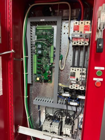 Limpieza de Controlador de Bomba Limpieza de Tablero Control SFCI